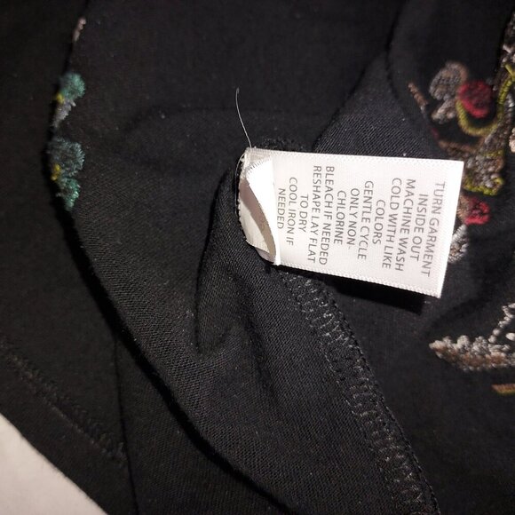 J Jill Valley Flowers Embroidered Knit Black Top Size Lg - Picture 6 of 10